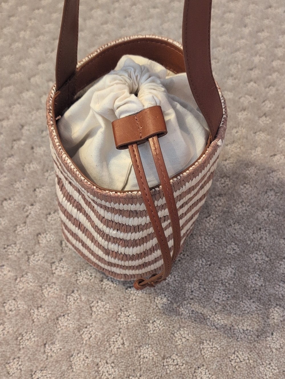 Ann Taylor Raffia, Leather Striped Bucket Bag drawstring Closure - Picture 9 of 12